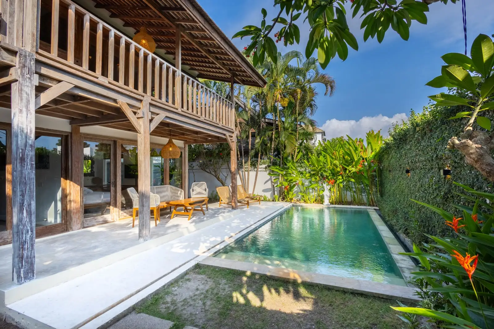 Villa Vintage Berawa 2 - Garden villa with tropical landscaping